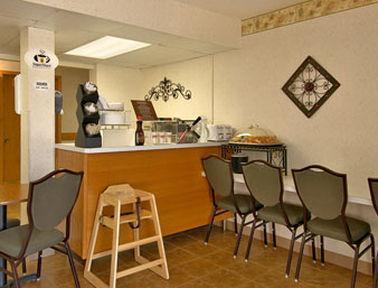 Super 8 By Wyndham Luverne Restaurant foto